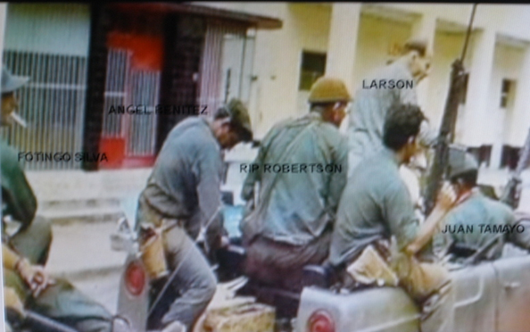 foto detras del jeep